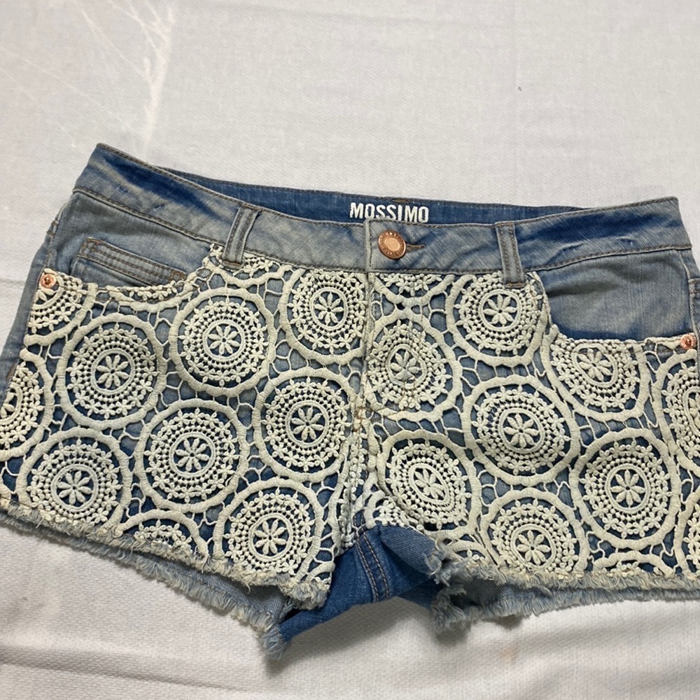 Mossimo Supply Co Shorts size 11 (BE)